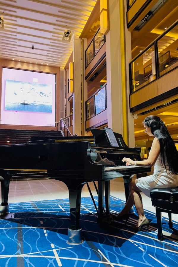 pianist on Viking cruise