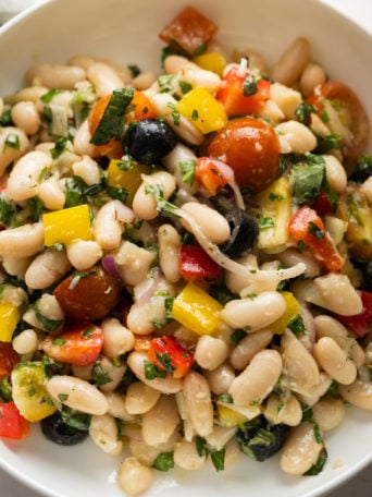Tuscan Bean Salad with dressing