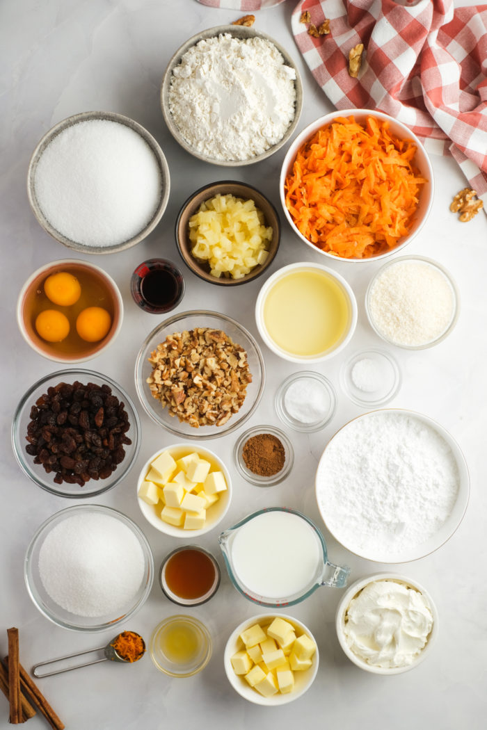 ingredients to make Mini Carrot Cakes
