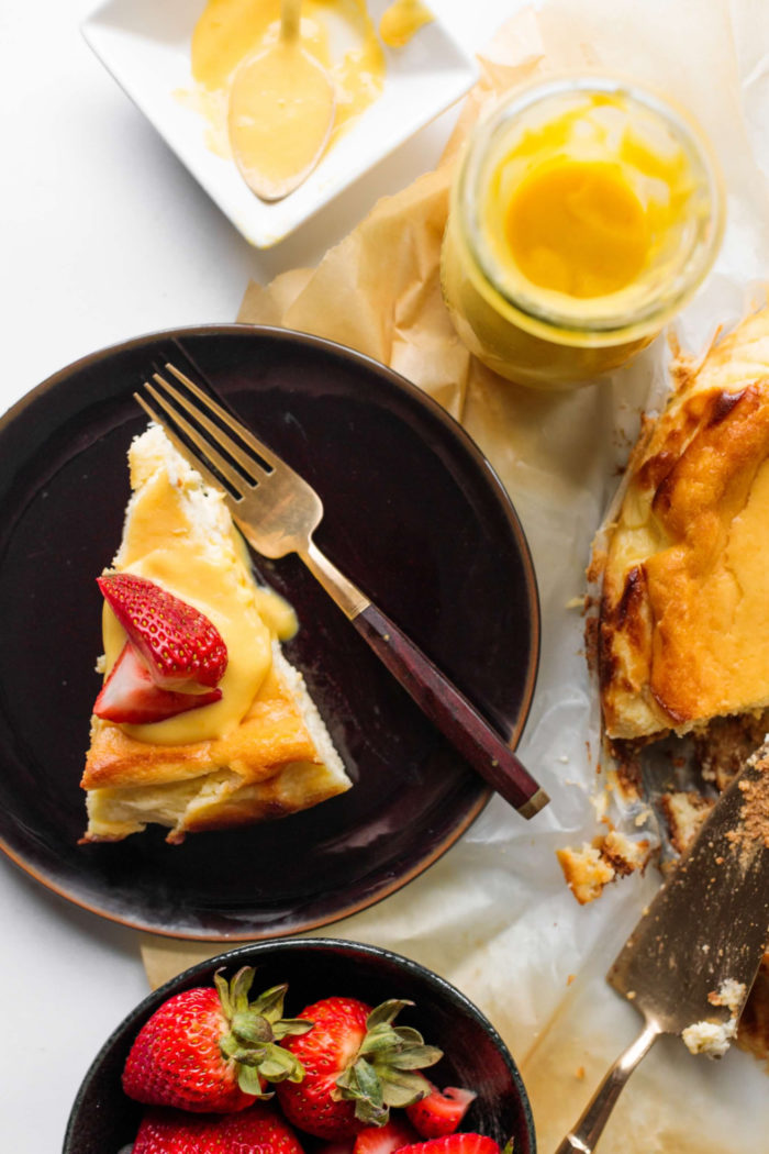 serving of cheesecake with strawberries