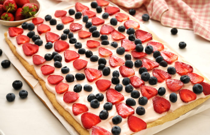 4th of July Fruit Pizzas
