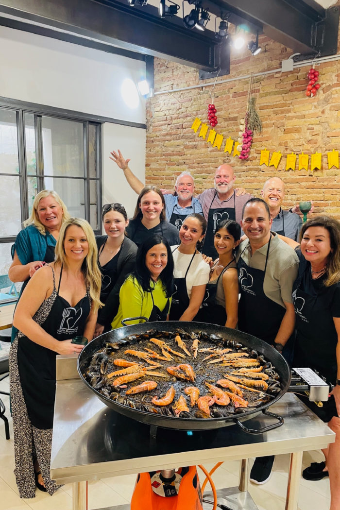 Cooking class making paella