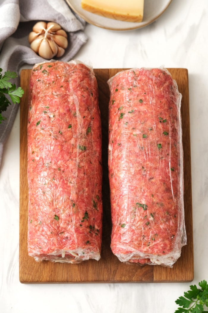 2 rolled beef logs