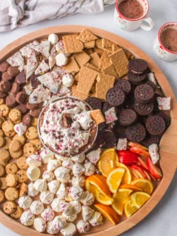 a Hot Cocoa Dip board