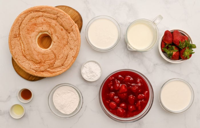 ingredients to make Strawberry Banana Pudding Cake