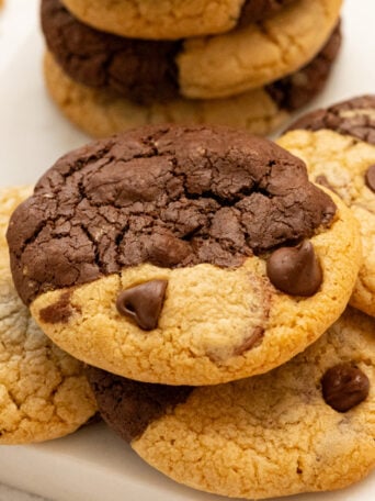 chocolate chip cookies