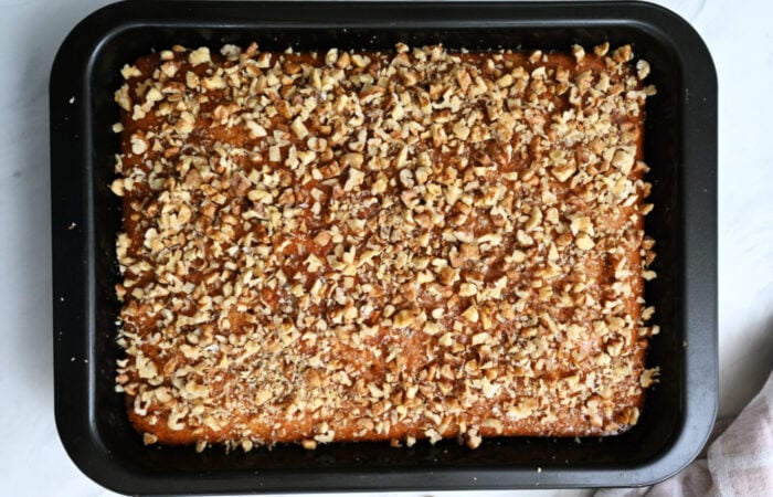 9x13 cake with nuts