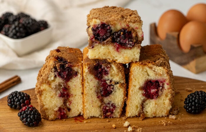 4 pieces of coffee cake