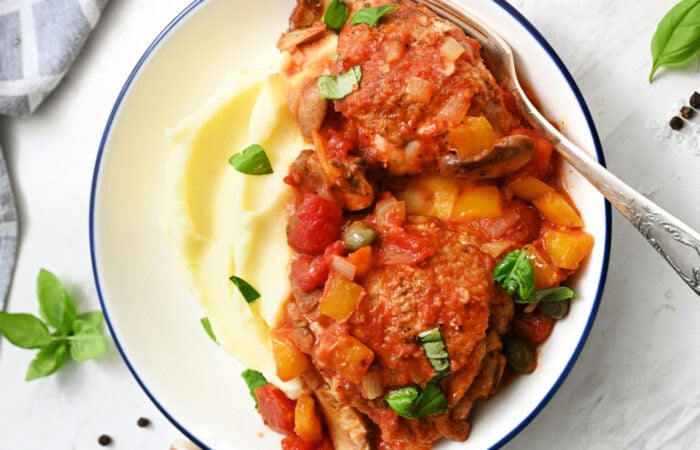 Chicken with mashed potatoes