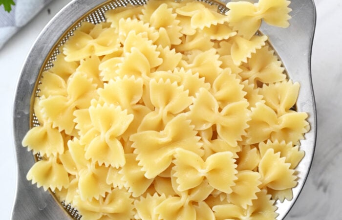 cooking bowtie pasta