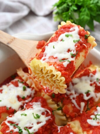 serving a lasagna roll