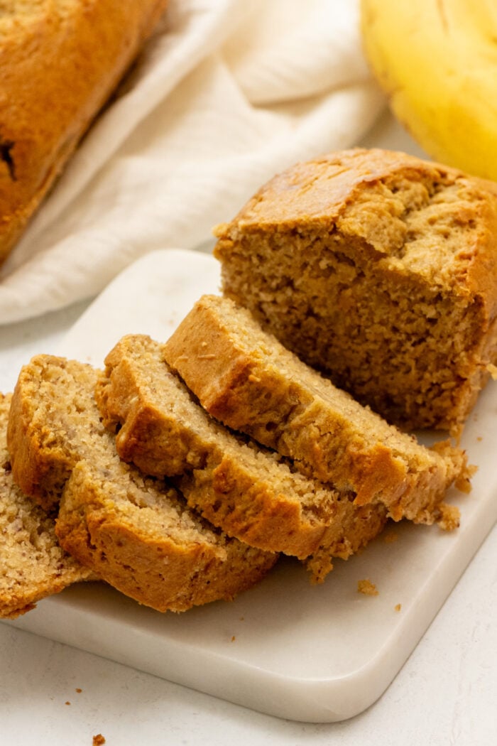 slice of banana and pear breads