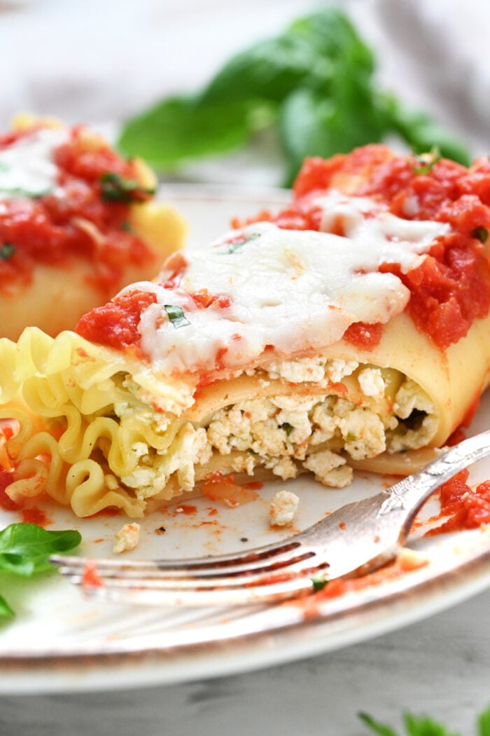 cottage cheesy lasagna rolls