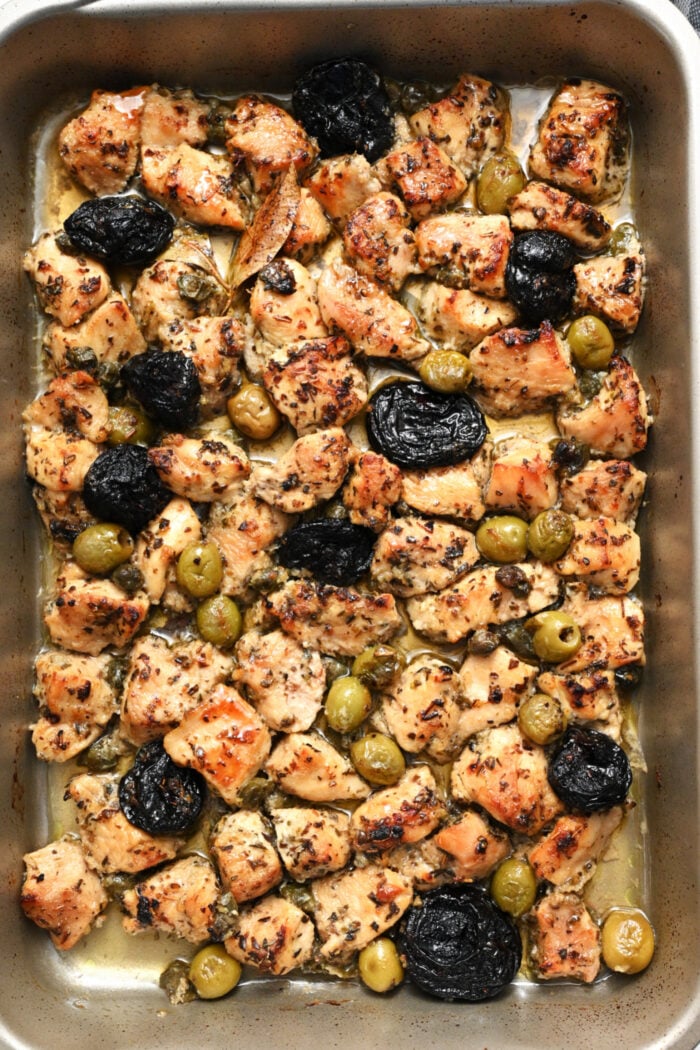 chicken in a baking sheet pan