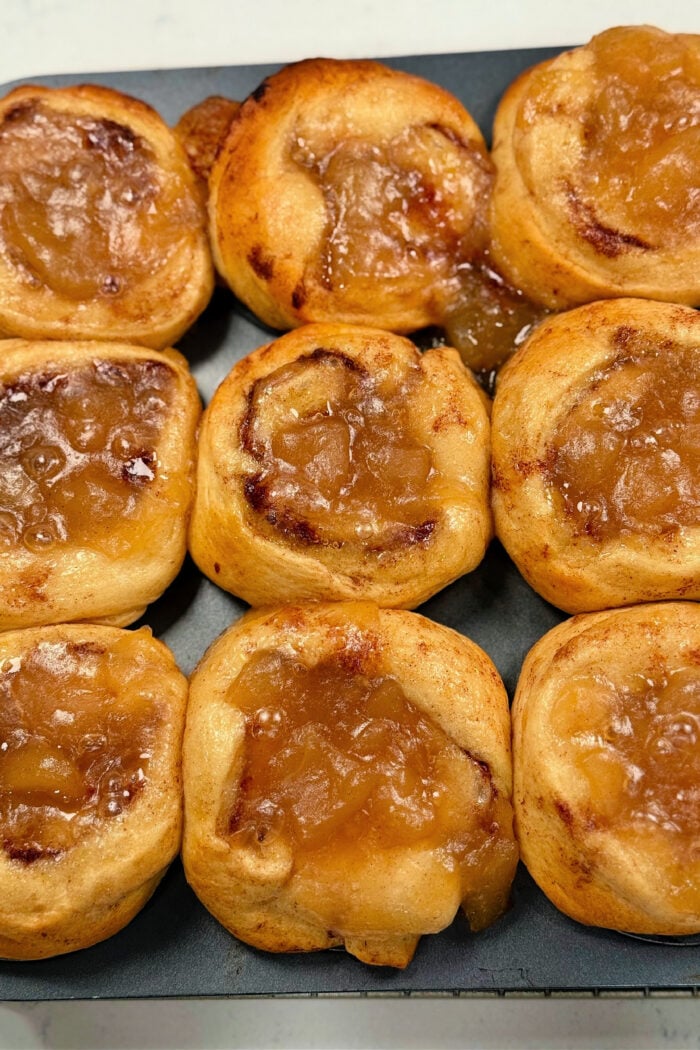 Cinnamon Roll Apple Pies