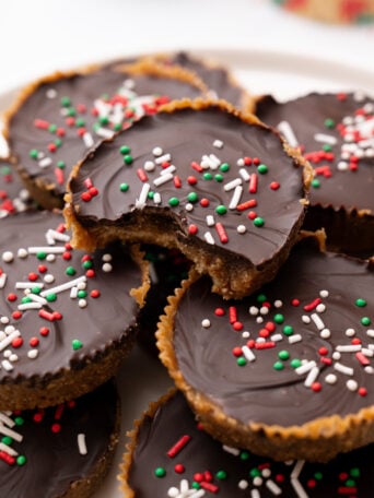 Christmas Crack Cookies