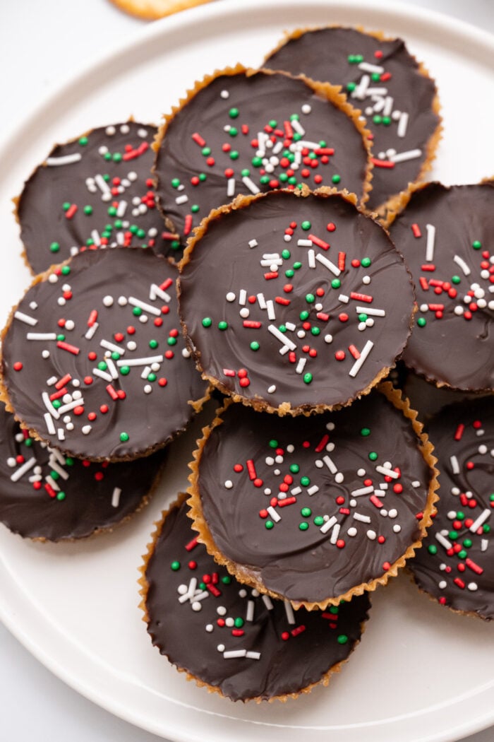 red, green and white sprinkles on cookies