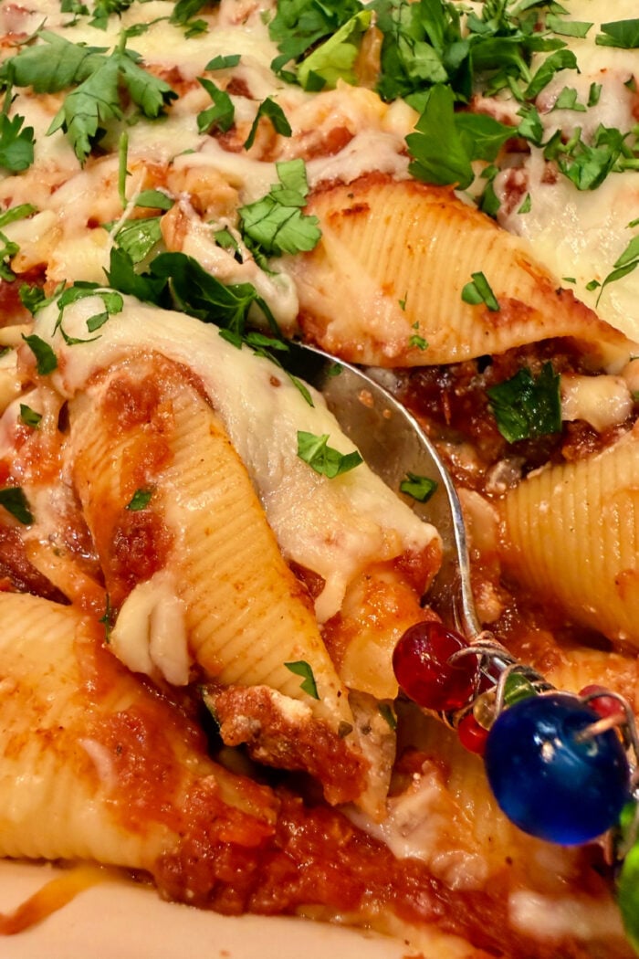 serving of Stuffed Shells with Ricotta and Meat