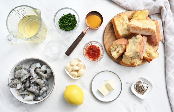 ingredients to make Spicy Shrimp Scampi