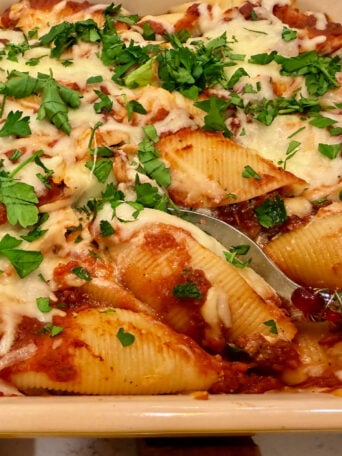 saucy pasta shells