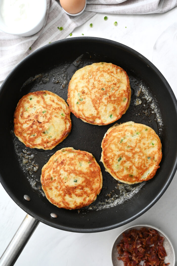 frying potato pancakes
