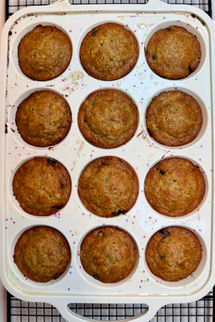 dozen banana muffins
