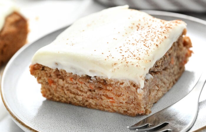 a serving of carrot cake bar