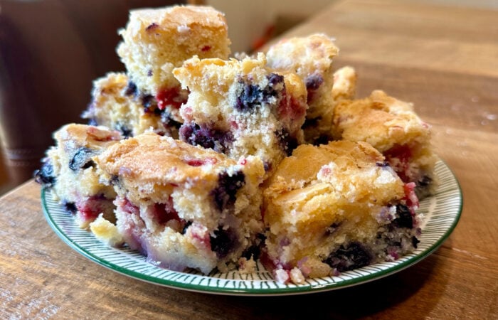 a plate of berry bars