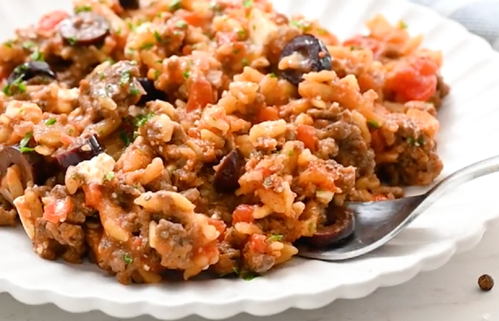 a fork bite of orzo