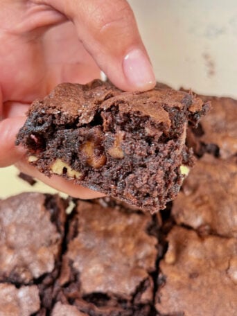 Ghirardelli Brownie - moist