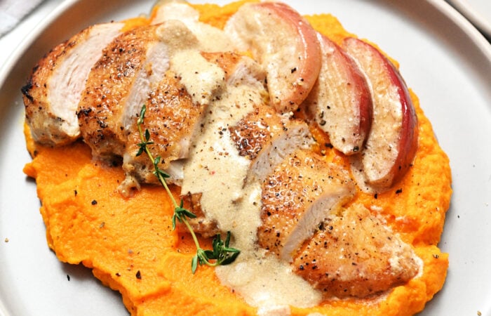 Apple Chicken withy sauce